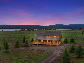 Sunset Magic by KABINO A/C HotTub Near Reservoir Fishing Trails Yellowstone